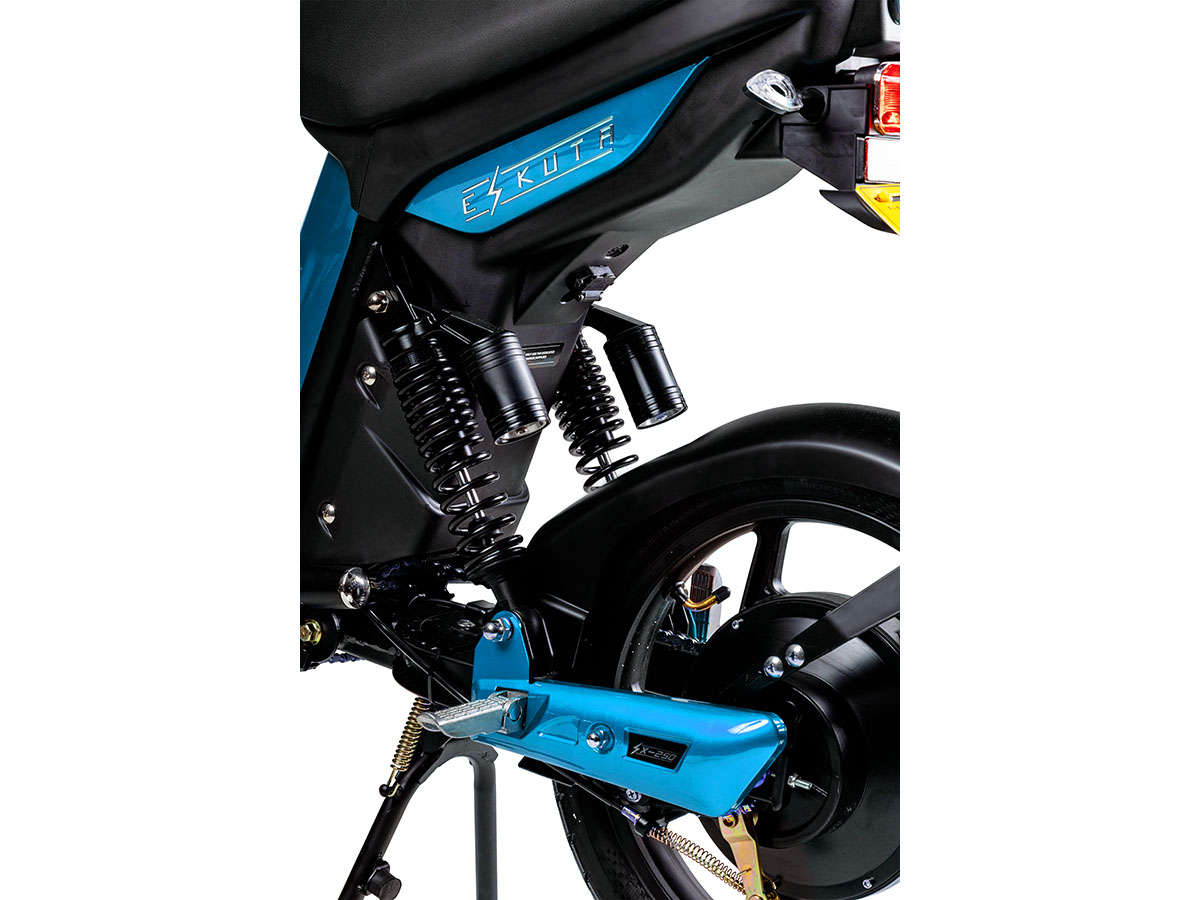 SX250-Matt-Blue-7.jpg